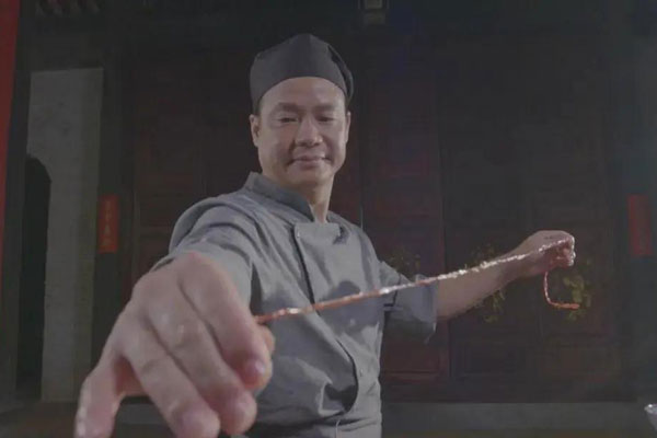前文再續(xù)，書接上一回，搵食大BOSS終于現(xiàn)身啦！
